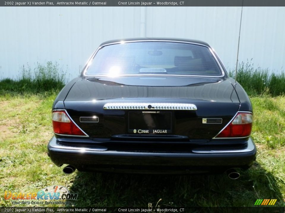 2002 Jaguar XJ Vanden Plas Anthracite Metallic / Oatmeal Photo #5