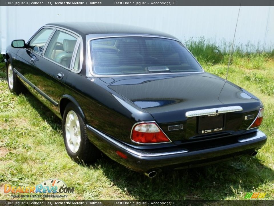 2002 Jaguar XJ Vanden Plas Anthracite Metallic / Oatmeal Photo #6