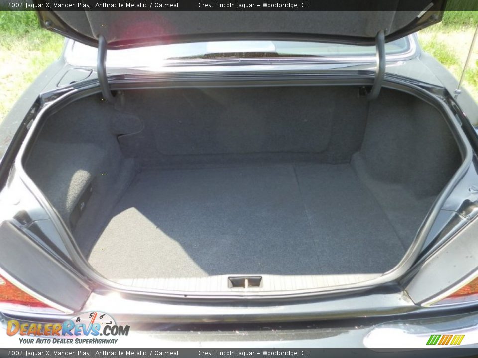 2002 Jaguar XJ Vanden Plas Anthracite Metallic / Oatmeal Photo #7