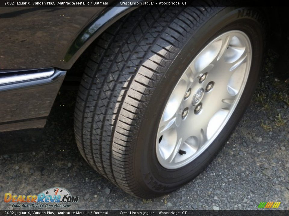 2002 Jaguar XJ Vanden Plas Anthracite Metallic / Oatmeal Photo #14