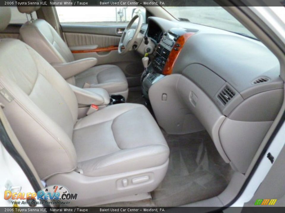 2006 Toyota Sienna XLE Natural White / Taupe Photo #10