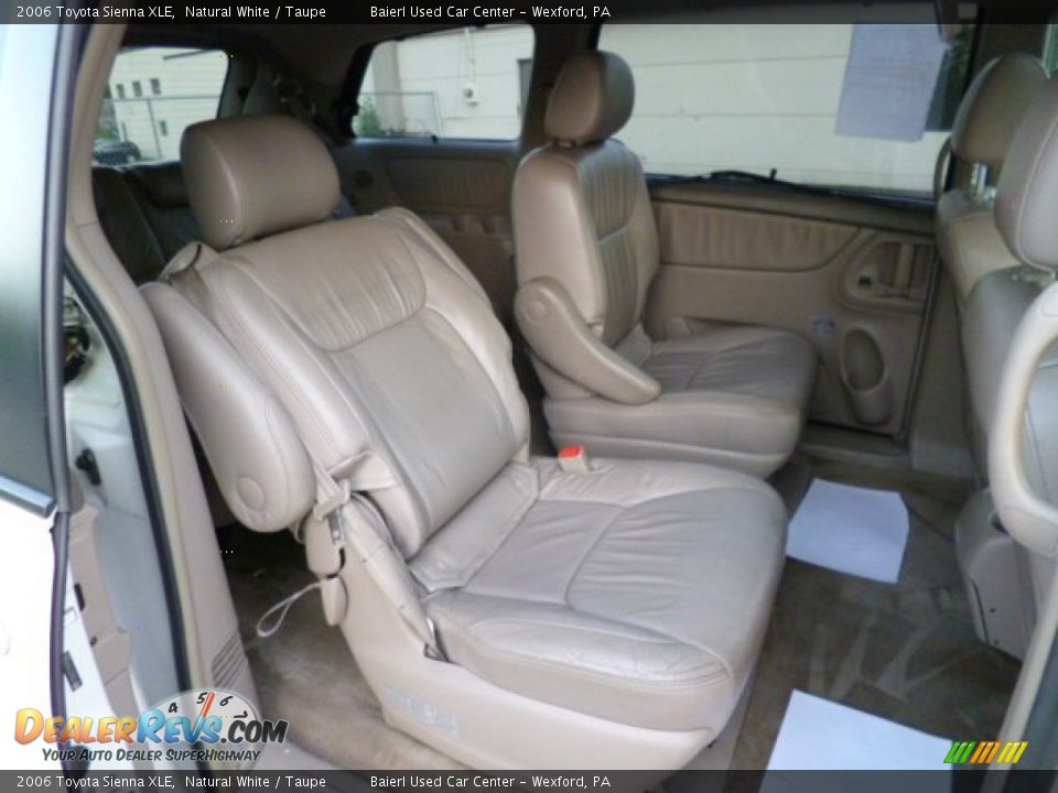 2006 Toyota Sienna XLE Natural White / Taupe Photo #12