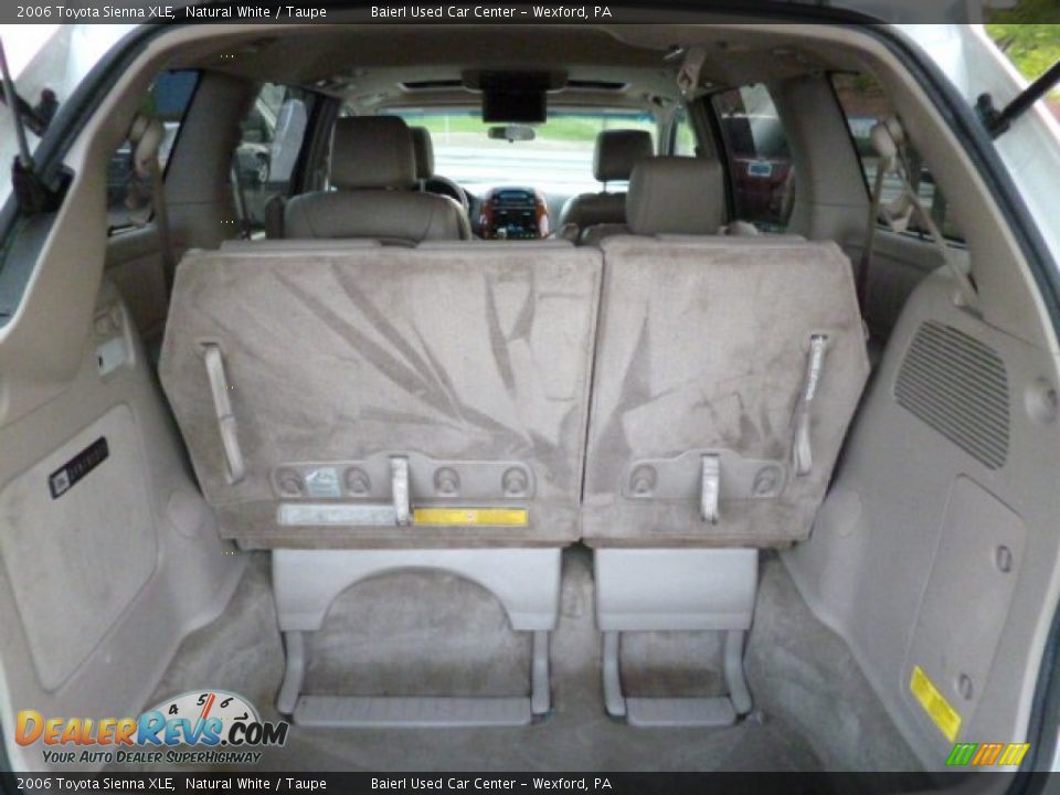 2006 Toyota Sienna XLE Natural White / Taupe Photo #14