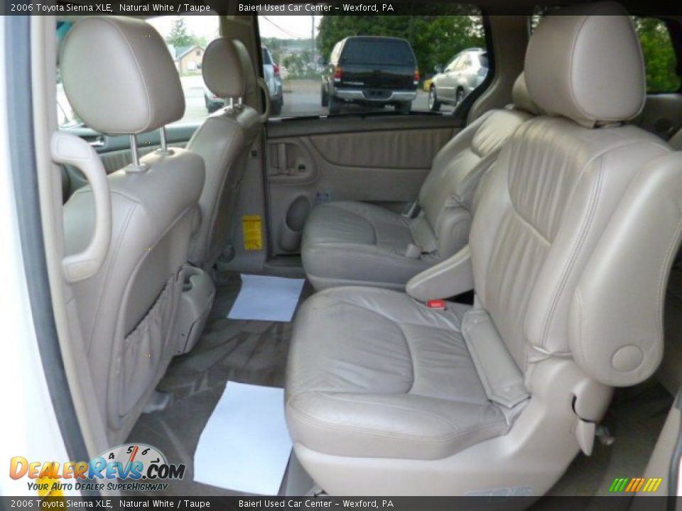 2006 Toyota Sienna XLE Natural White / Taupe Photo #15