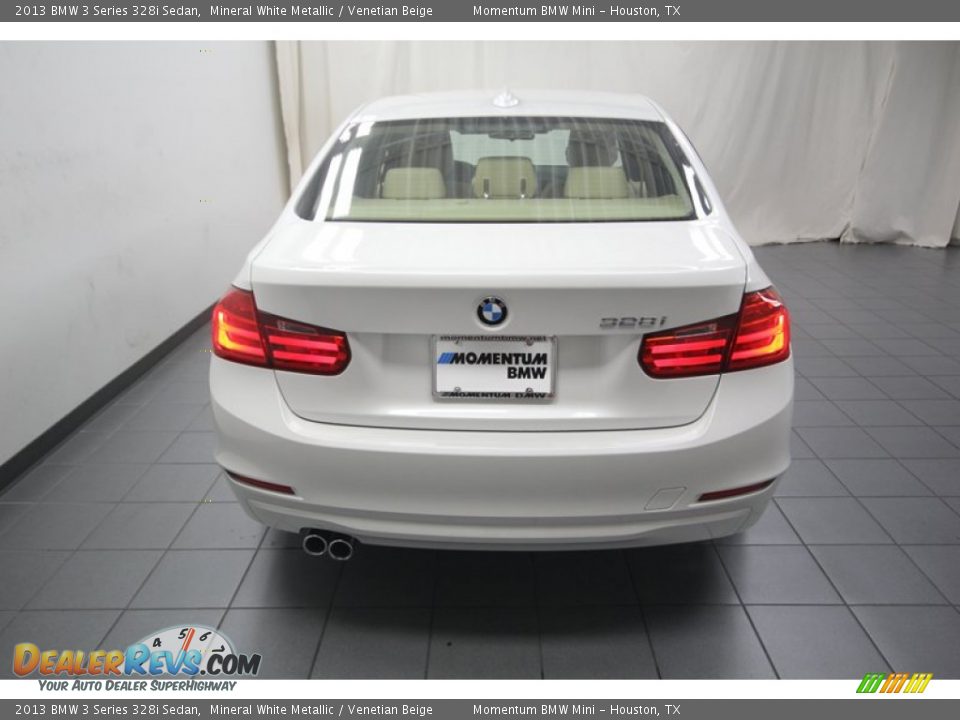 2013 BMW 3 Series 328i Sedan Mineral White Metallic / Venetian Beige Photo #10