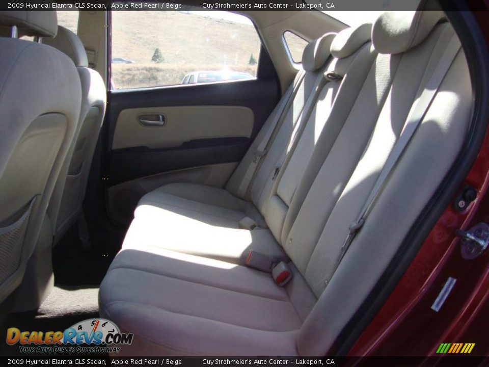 2009 Hyundai Elantra GLS Sedan Apple Red Pearl / Beige Photo #22