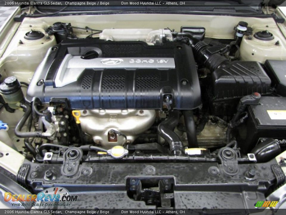 2006 Hyundai Elantra GLS Sedan Champagne Beige / Beige Photo #5