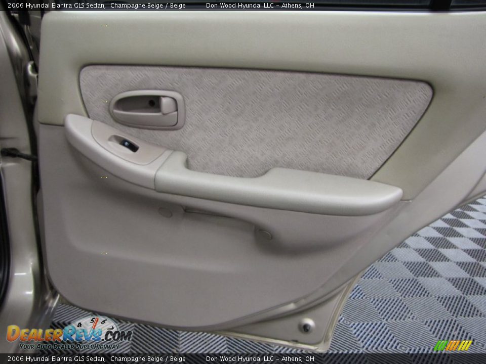2006 Hyundai Elantra GLS Sedan Champagne Beige / Beige Photo #13