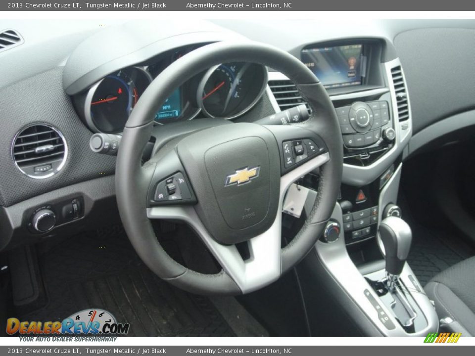 2013 Chevrolet Cruze LT Tungsten Metallic / Jet Black Photo #20