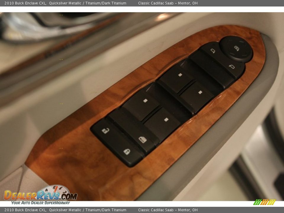 2010 Buick Enclave CXL Quicksilver Metallic / Titanium/Dark Titanium Photo #6