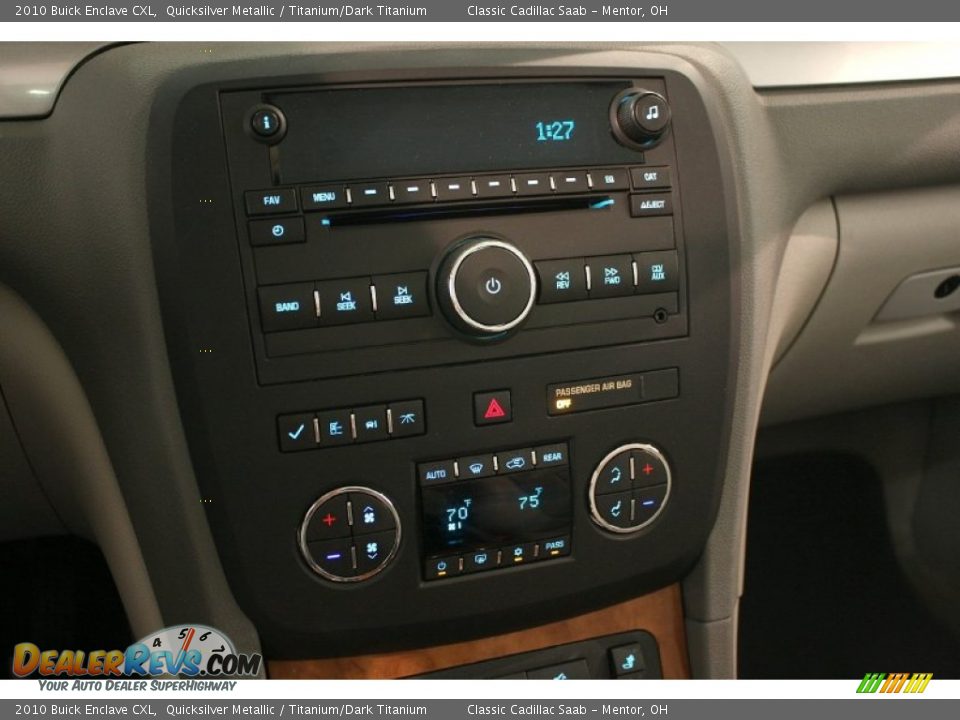 2010 Buick Enclave CXL Quicksilver Metallic / Titanium/Dark Titanium Photo #18