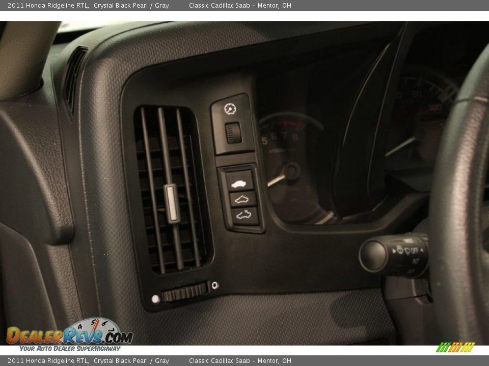 2011 Honda Ridgeline RTL Crystal Black Pearl / Gray Photo #6