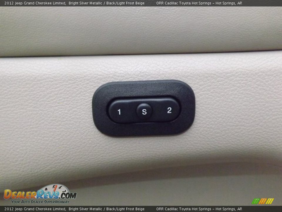 2012 Jeep Grand Cherokee Limited Bright Silver Metallic / Black/Light Frost Beige Photo #19