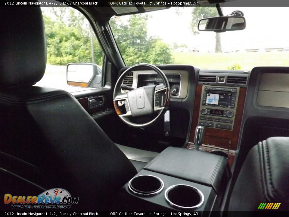 2012 Lincoln Navigator L 4x2 Black / Charcoal Black Photo #13