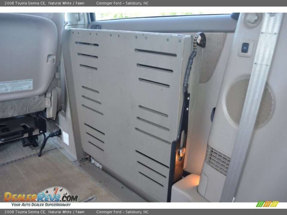 2008 Toyota Sienna CE Natural White / Fawn Photo #25