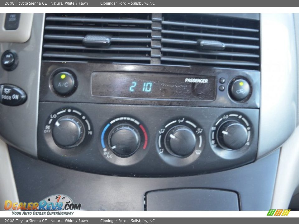 2008 Toyota Sienna CE Natural White / Fawn Photo #31