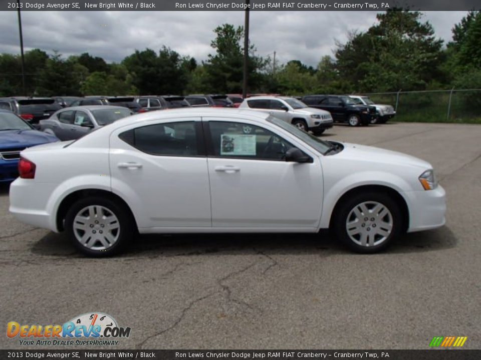 2013 Dodge Avenger SE New Bright White / Black Photo #5