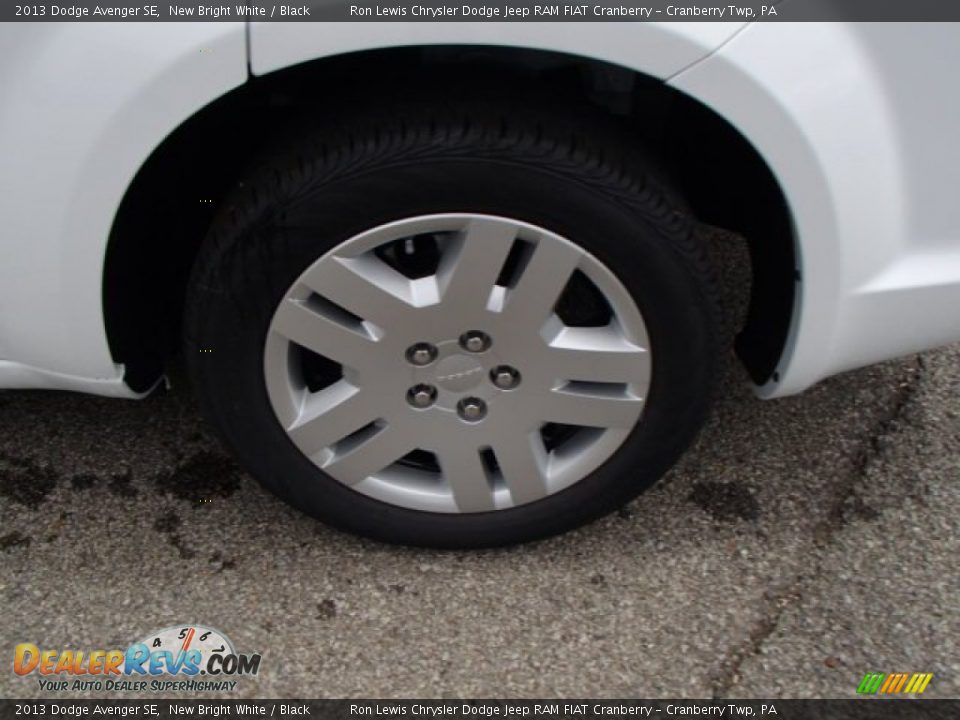 2013 Dodge Avenger SE New Bright White / Black Photo #9