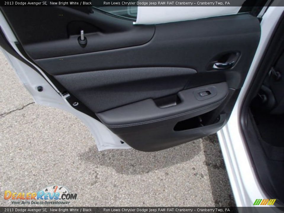 2013 Dodge Avenger SE New Bright White / Black Photo #14