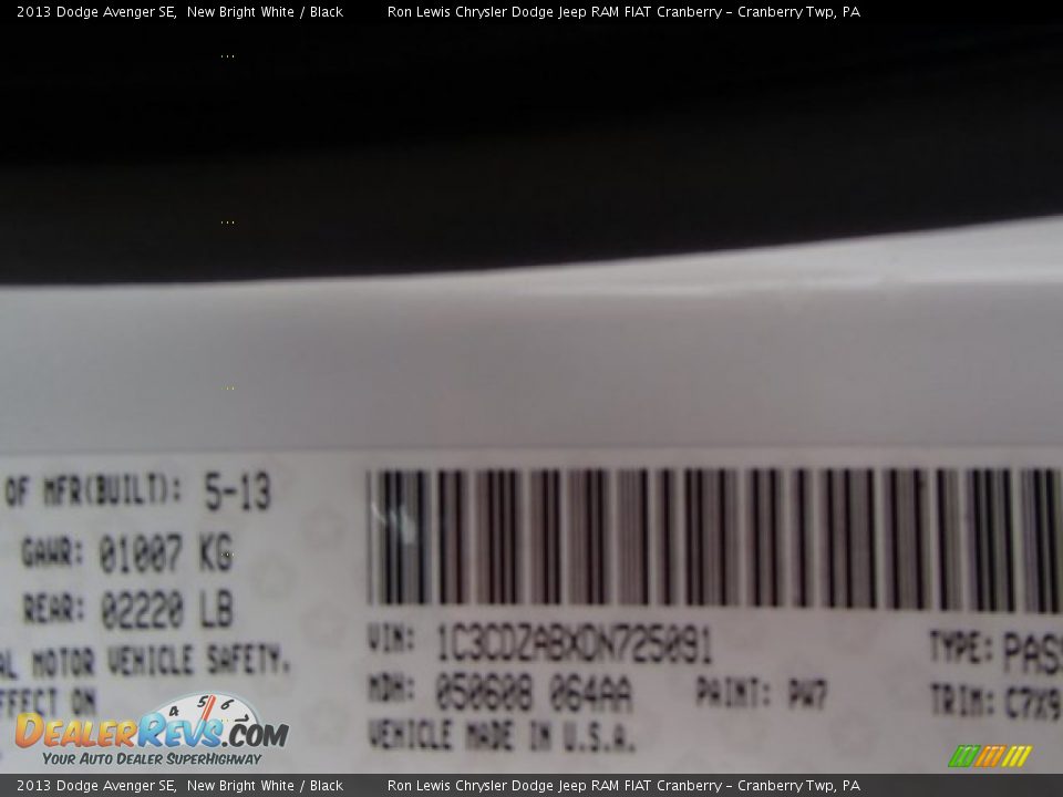 2013 Dodge Avenger SE New Bright White / Black Photo #20