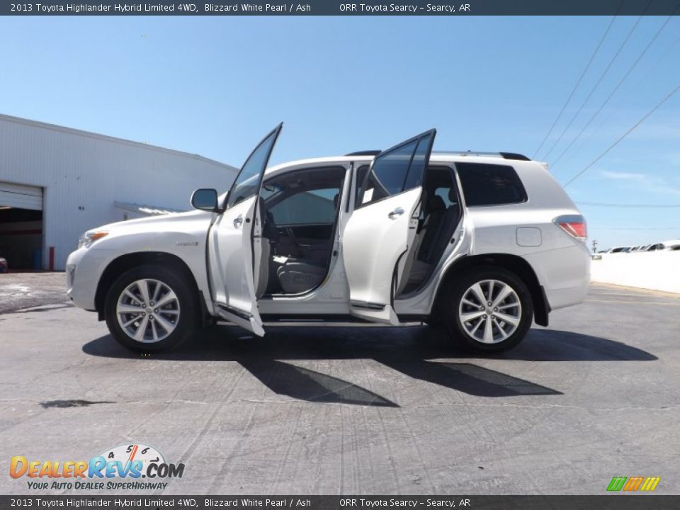 2013 Toyota Highlander Hybrid Limited 4WD Blizzard White Pearl / Ash Photo #5