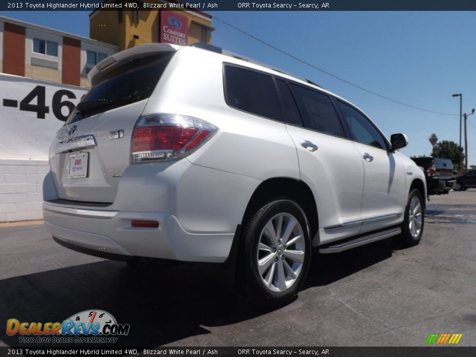 2013 Toyota Highlander Hybrid Limited 4WD Blizzard White Pearl / Ash Photo #8
