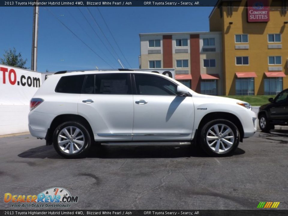 2013 Toyota Highlander Hybrid Limited 4WD Blizzard White Pearl / Ash Photo #9