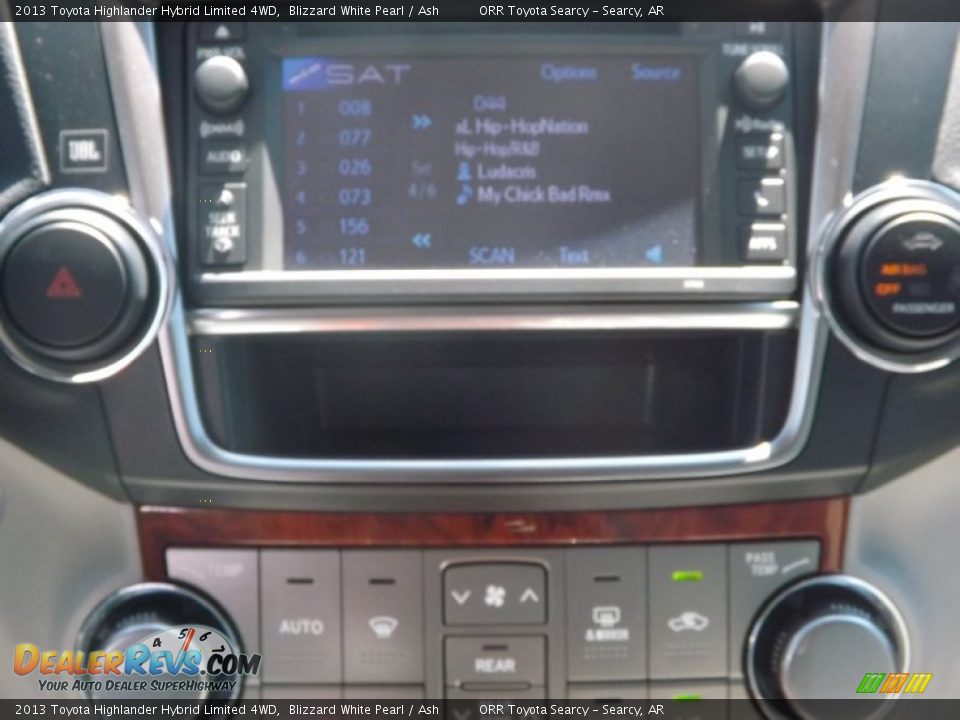 2013 Toyota Highlander Hybrid Limited 4WD Blizzard White Pearl / Ash Photo #12