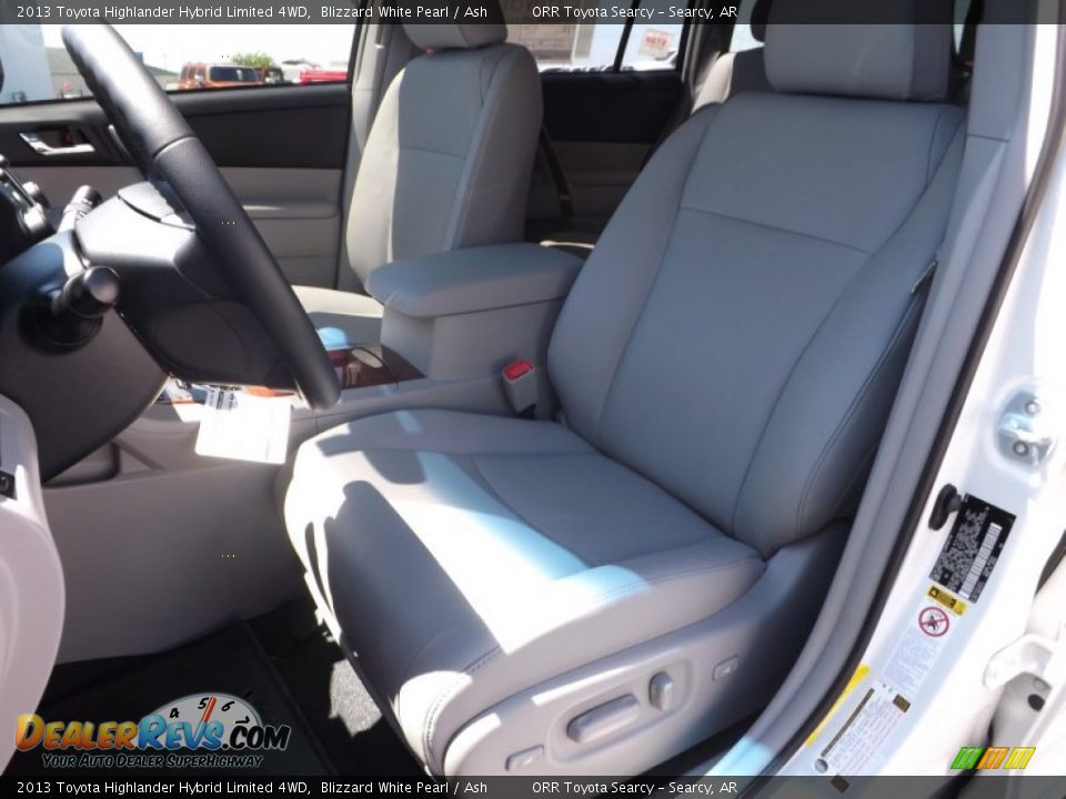 2013 Toyota Highlander Hybrid Limited 4WD Blizzard White Pearl / Ash Photo #16