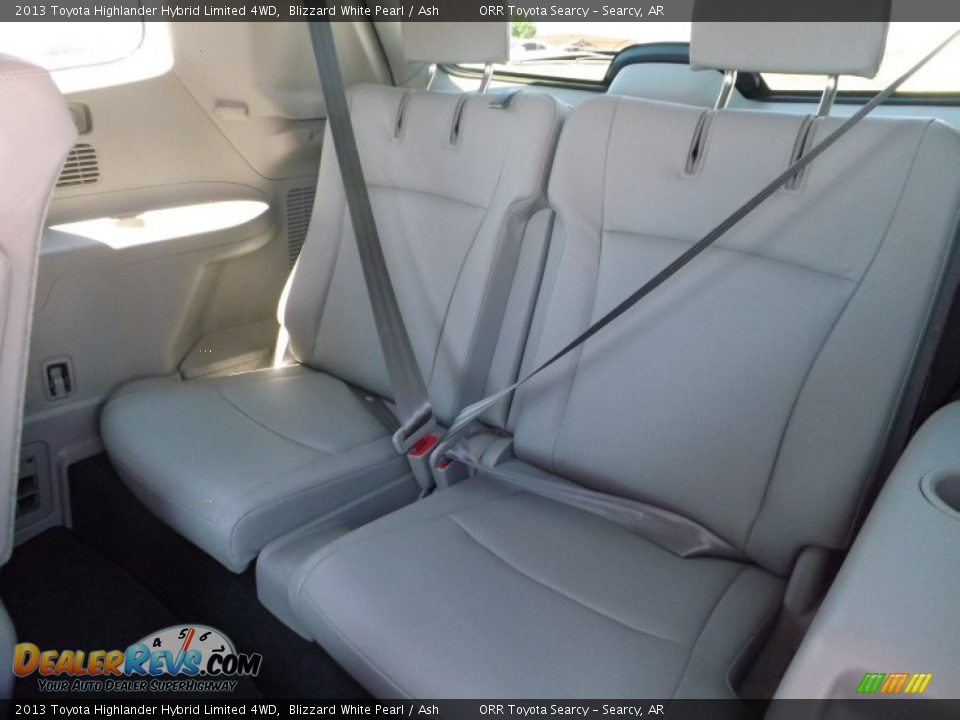 2013 Toyota Highlander Hybrid Limited 4WD Blizzard White Pearl / Ash Photo #18