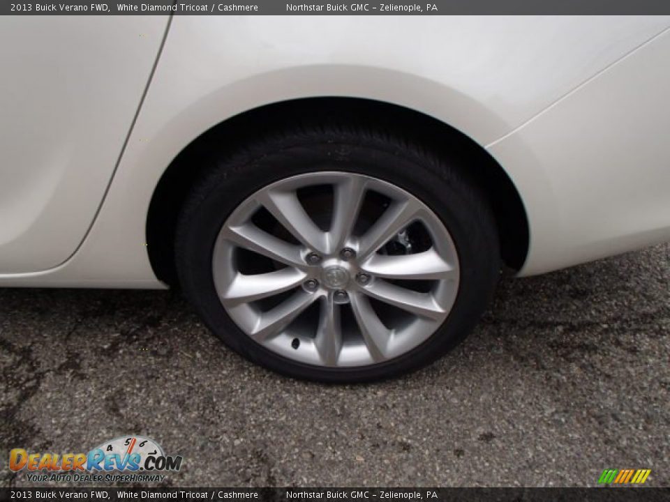 2013 Buick Verano FWD White Diamond Tricoat / Cashmere Photo #9