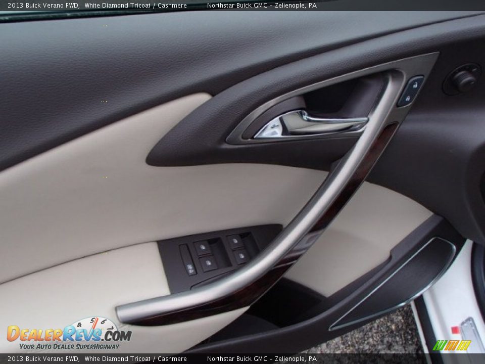 2013 Buick Verano FWD White Diamond Tricoat / Cashmere Photo #15