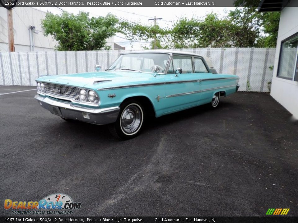 Front 3/4 View of 1963 Ford Galaxie 500/XL 2 Door Hardtop Photo #1