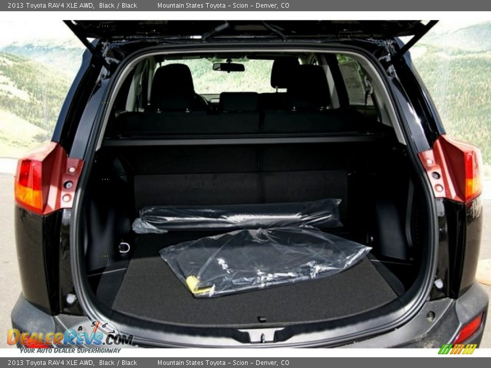 2013 Toyota RAV4 XLE AWD Black / Black Photo #8