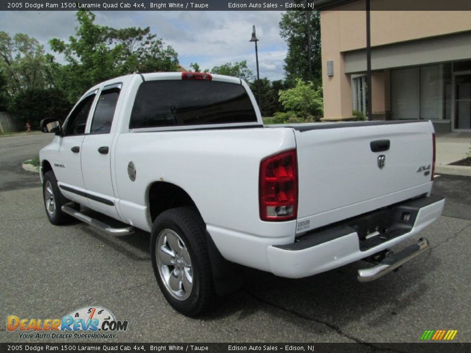 2005 Dodge Ram 1500 Laramie Quad Cab 4x4 Bright White / Taupe Photo #5