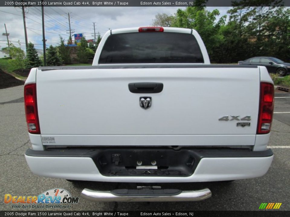 2005 Dodge Ram 1500 Laramie Quad Cab 4x4 Bright White / Taupe Photo #6