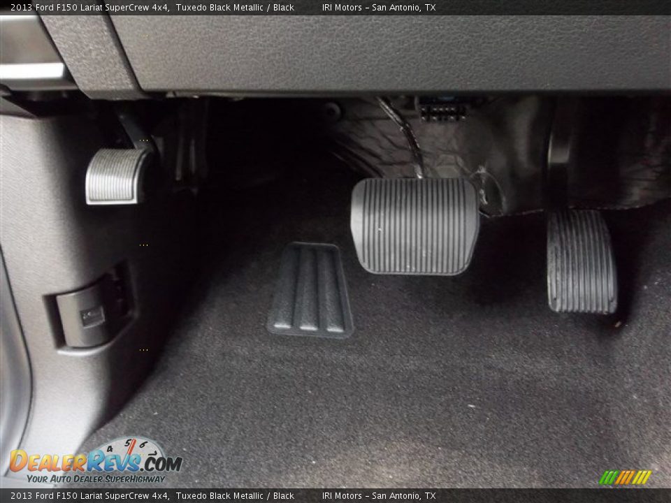 2013 Ford F150 Lariat SuperCrew 4x4 Tuxedo Black Metallic / Black Photo #26