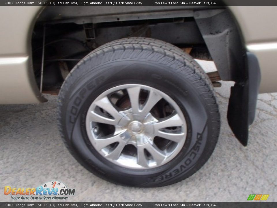 2003 Dodge Ram 1500 SLT Quad Cab 4x4 Light Almond Pearl / Dark Slate Gray Photo #9