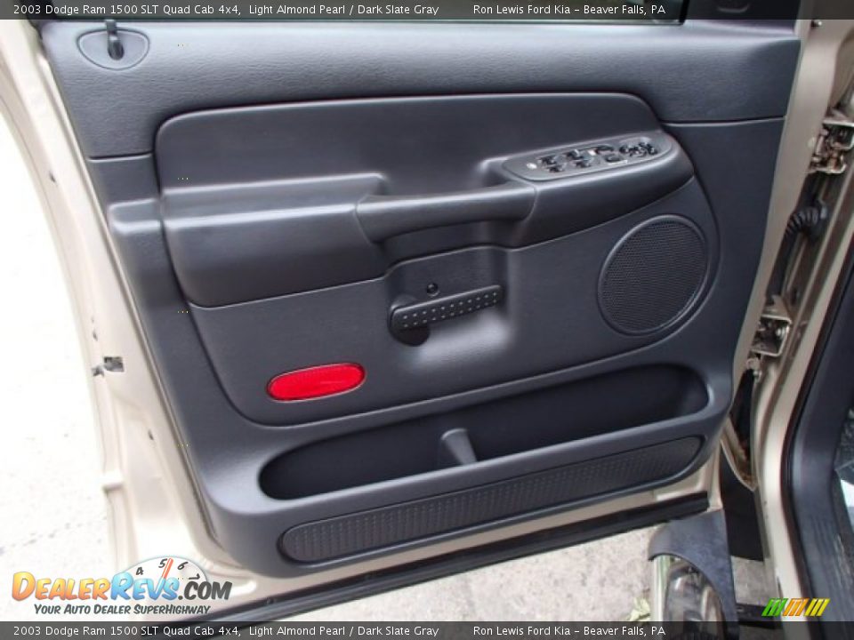 2003 Dodge Ram 1500 SLT Quad Cab 4x4 Light Almond Pearl / Dark Slate Gray Photo #12