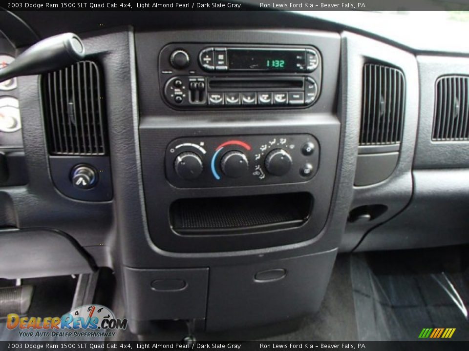 2003 Dodge Ram 1500 SLT Quad Cab 4x4 Light Almond Pearl / Dark Slate Gray Photo #16
