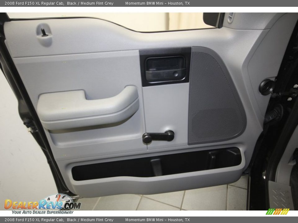 2008 Ford F150 XL Regular Cab Black / Medium Flint Grey Photo #14