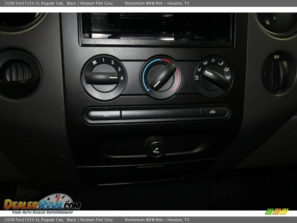 2008 Ford F150 XL Regular Cab Black / Medium Flint Grey Photo #18