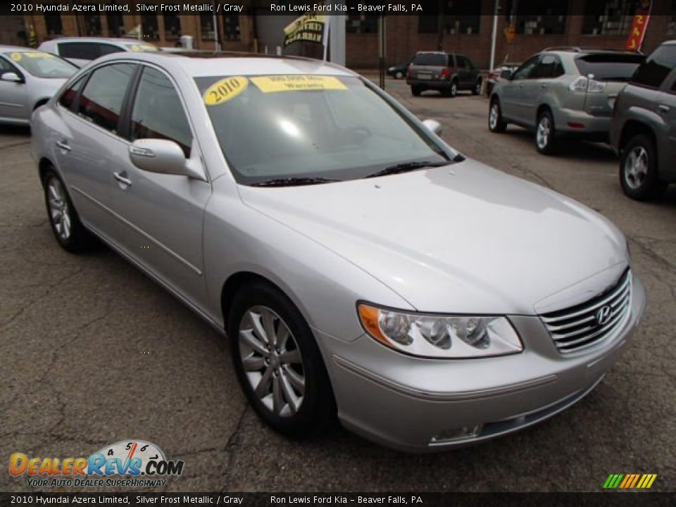 Front 3/4 View of 2010 Hyundai Azera Limited Photo #2