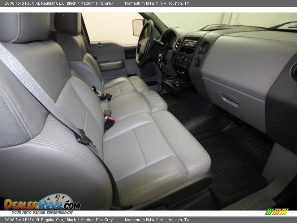2008 Ford F150 XL Regular Cab Black / Medium Flint Grey Photo #25