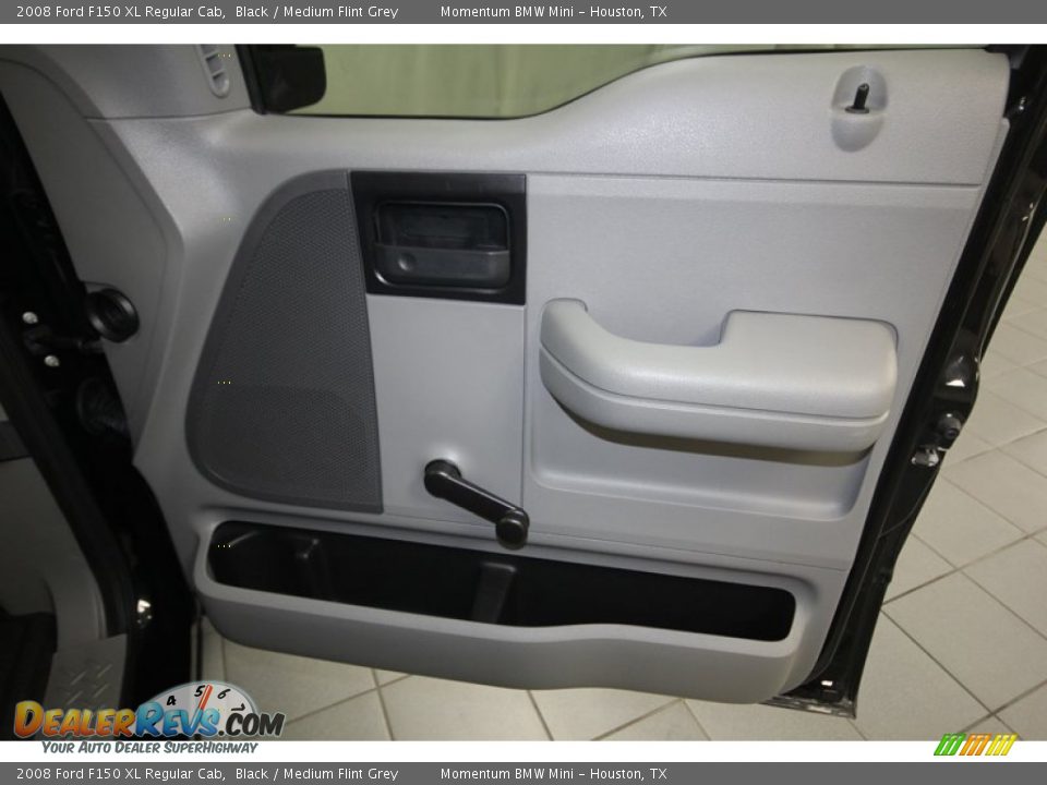 2008 Ford F150 XL Regular Cab Black / Medium Flint Grey Photo #26