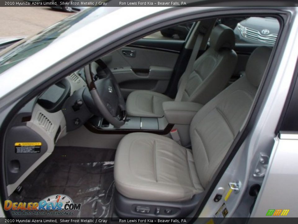 Gray Interior - 2010 Hyundai Azera Limited Photo #11