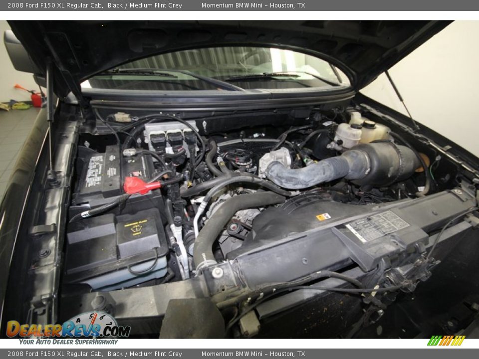 2008 Ford F150 XL Regular Cab Black / Medium Flint Grey Photo #30