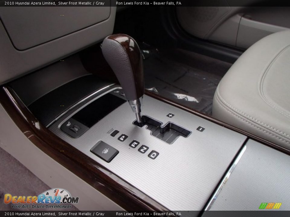 2010 Hyundai Azera Limited Shifter Photo #17