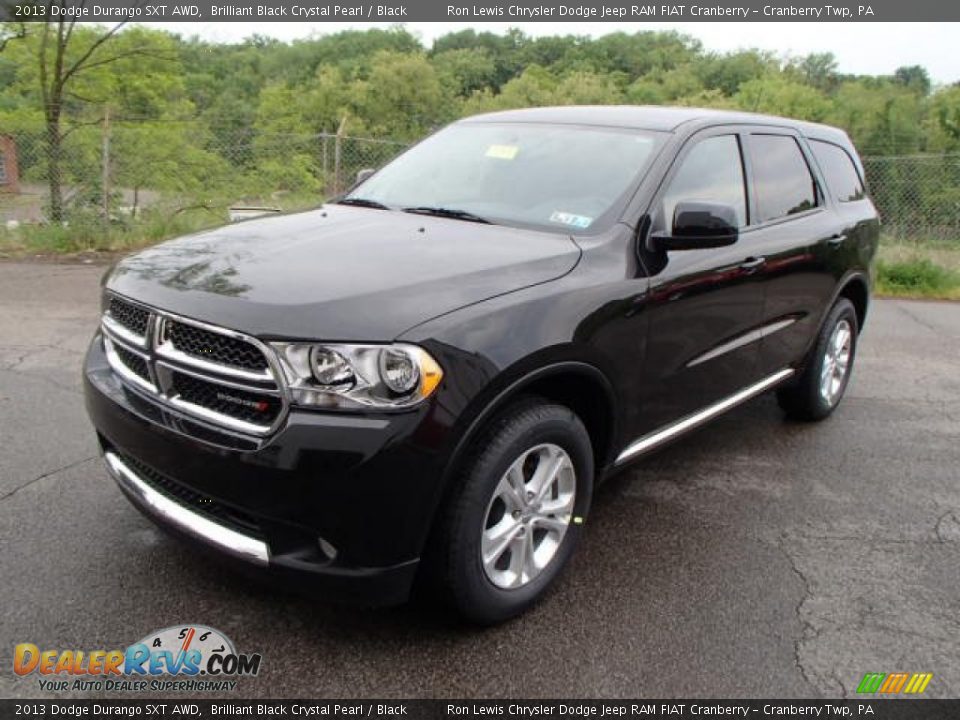 Front 3/4 View of 2013 Dodge Durango SXT AWD Photo #2