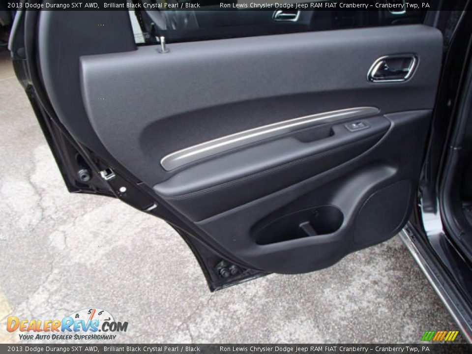 2013 Dodge Durango SXT AWD Brilliant Black Crystal Pearl / Black Photo #15